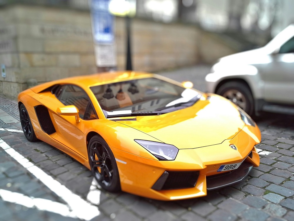 Rent A Car In Discovery Gardens